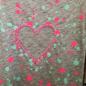 2 for $10 😀 Cat & Jack girls T-shirt with braided heart